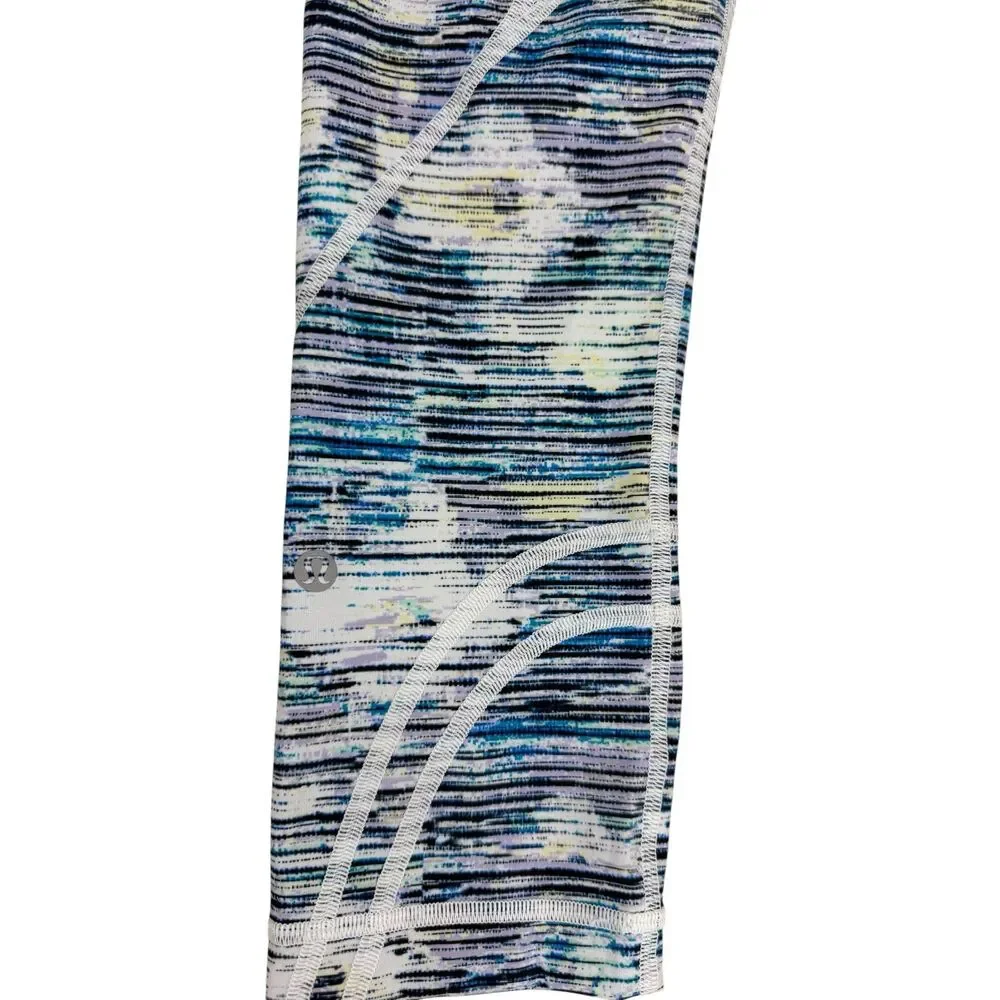 Lululemon Athletic Leggings Size 4 Blue Printed Pattern Moisture Wicking Yoga